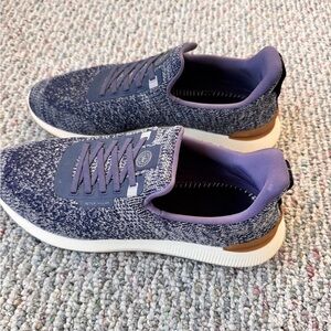 Peter Millar Hyperlight Apollo Navy and White Knit Sneakers